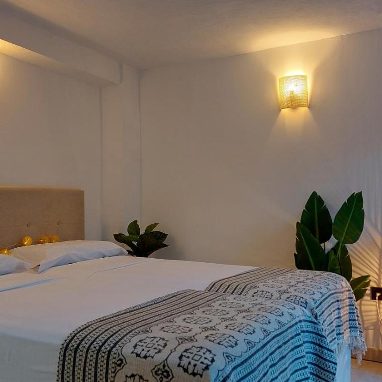 New Boho Home with Balcony, Private Garden and Communal Pool - Casa de 2 dormitorios - 29