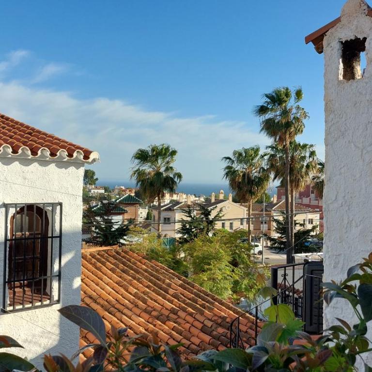 New Boho Home with Balcony, Private Garden and Communal Pool - Casa de 2 dormitorios - 32
