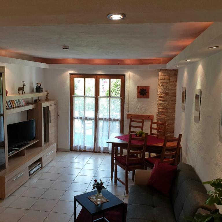 Ferienwohnung Sunnwinkel - Apartment mit Terrasse - 2