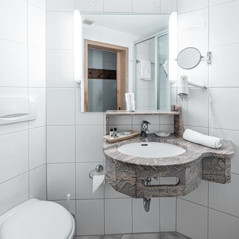 Mittelburg Wellnesshotel - Einzelzimmer B - 4