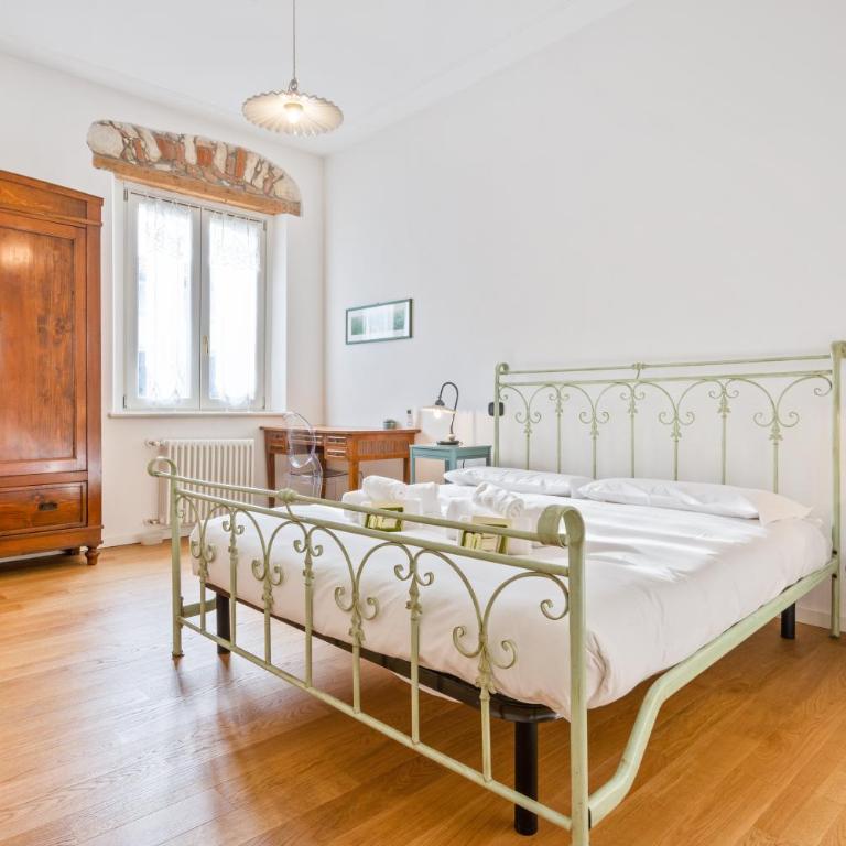San Vitale Elegant Flat - Two-Bedroom Apartment - 2