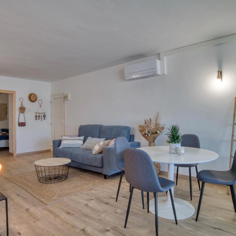 Kaminias III Apartament reformat per 4 persones a Politur a 10 minuts a peu de la Cala Rovira - Apartamento de 2 dormitorios - 6