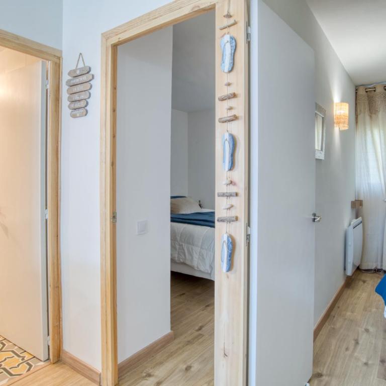 Kaminias III Apartament reformat per 4 persones a Politur a 10 minuts a peu de la Cala Rovira - Apartamento de 2 dormitorios - 15