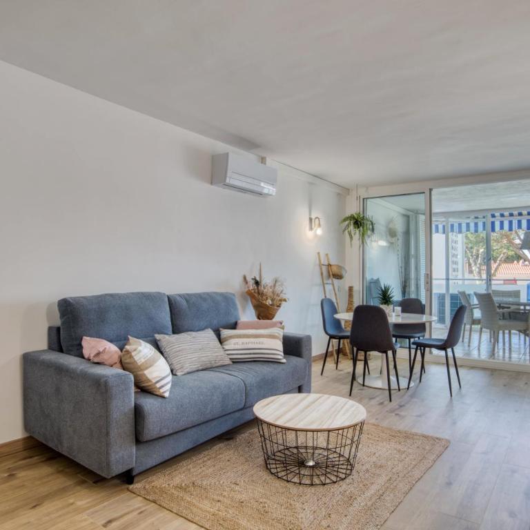 Kaminias III Apartament reformat per 4 persones a Politur a 10 minuts a peu de la Cala Rovira - Apartamento de 2 dormitorios - 4