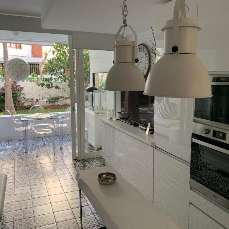 Yumboparadise - One-Bedroom Apartment - 5