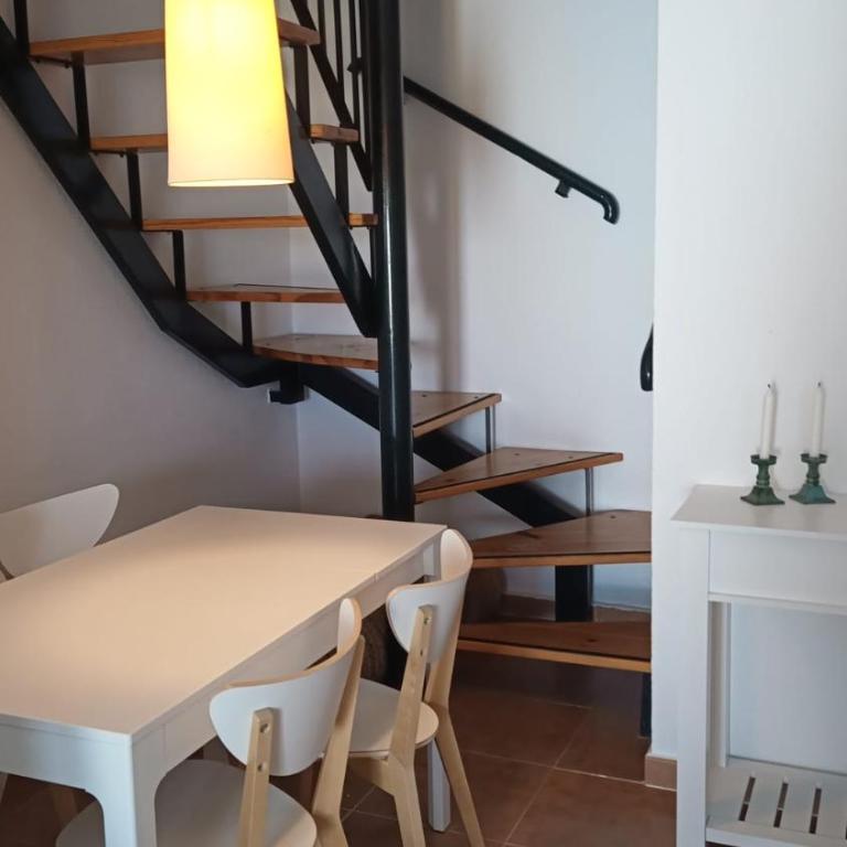 Ático Duplex con vistas al mar - Three-Bedroom Apartment - 8
