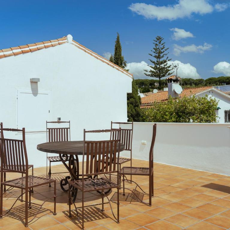 Villa Madrugada, beachside villa in Costabella - Villa Deluxe - 46