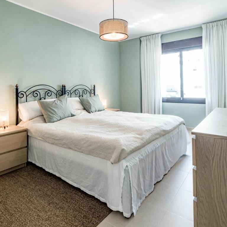 Amazing 2-Bedroom Retreat in Nueva Andalucia, Steps from Centro Plaza - Apartamento - 7
