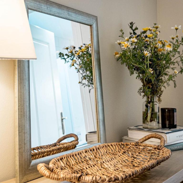 Amazing 2-Bedroom Retreat in Nueva Andalucia, Steps from Centro Plaza - Apartamento - 39