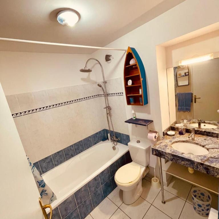 Spacieux Appartement Climatisé Dernier étage - Appartement - 14