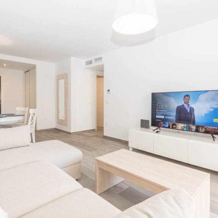 Miramar junto al recinto ferial de Fuengirola - Apartamento de 2 dormitorios - 11