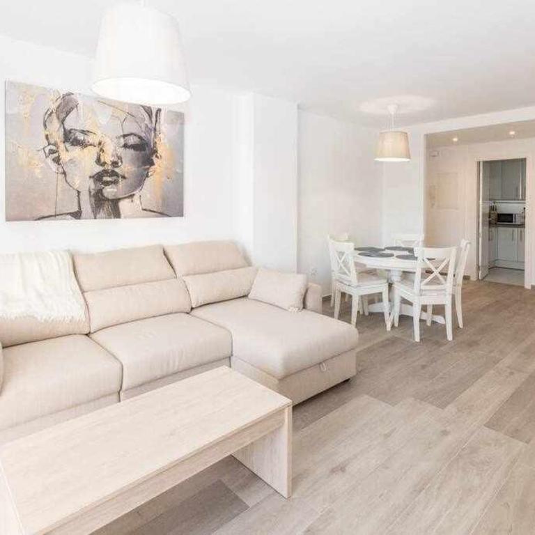 Miramar junto al recinto ferial de Fuengirola - Apartamento de 2 dormitorios - 10