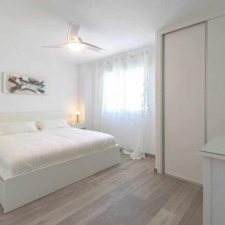 Miramar junto al recinto ferial de Fuengirola - Apartamento de 2 dormitorios - 18