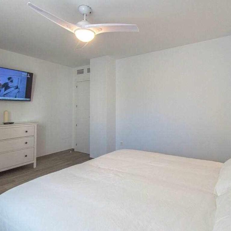 Miramar junto al recinto ferial de Fuengirola - Apartamento de 2 dormitorios - 20