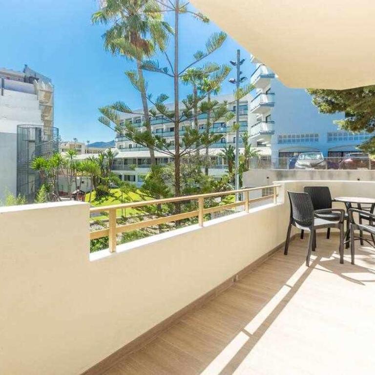 Santa Marta al lado de los servicios y de la playa - Three-Bedroom Apartment - 4