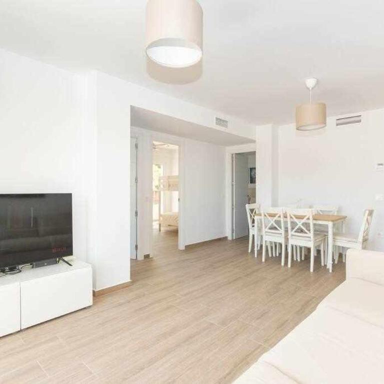 Santa Marta al lado de los servicios y de la playa - Three-Bedroom Apartment - 9