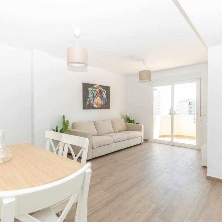 Santa Marta al lado de los servicios y de la playa - Three-Bedroom Apartment - 11