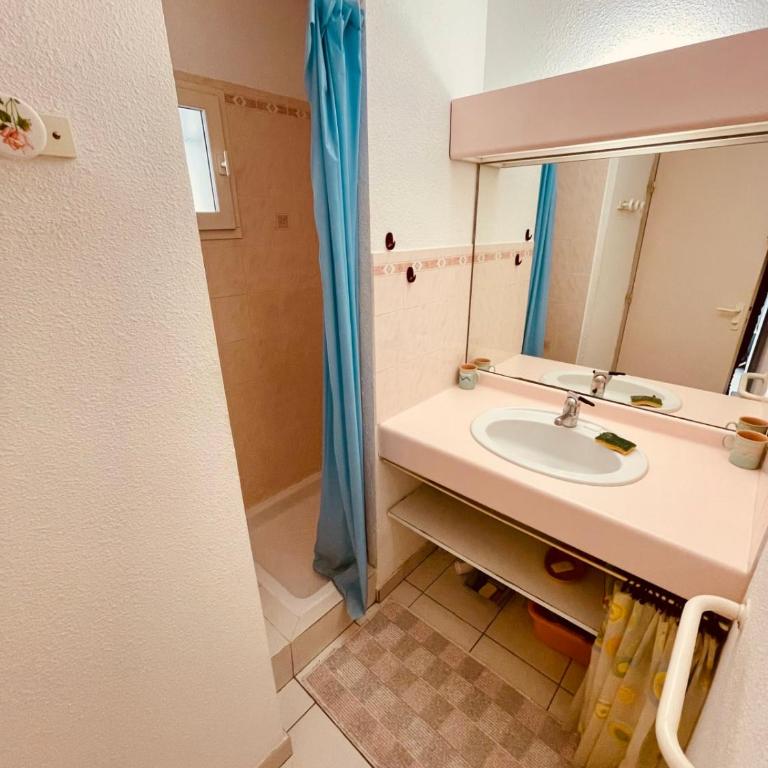 Spacieux Deux pièces en front de mer pour 4 personnes - Appartement - 8
