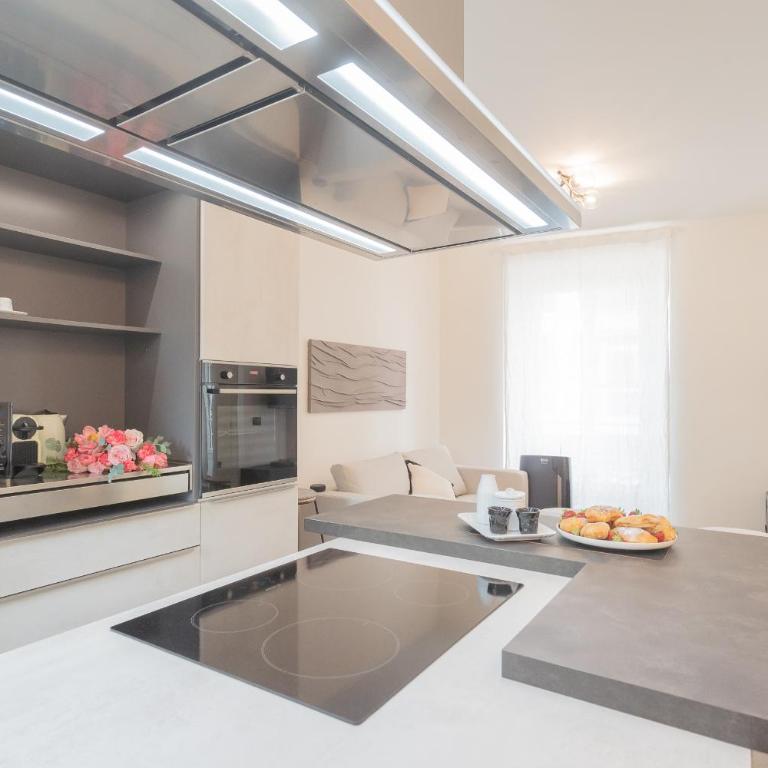 Enchanted Como Lake - City Apartment by Rent All Como - Appartamento con 1 Camera da Letto - 2