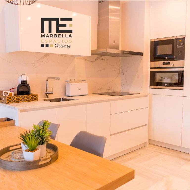 CENTRICO APARTAMENTO EN SEGUNDA LÍNEA DE PLAYA, PARKING, WIFI 609 - One-Bedroom Apartment - 1