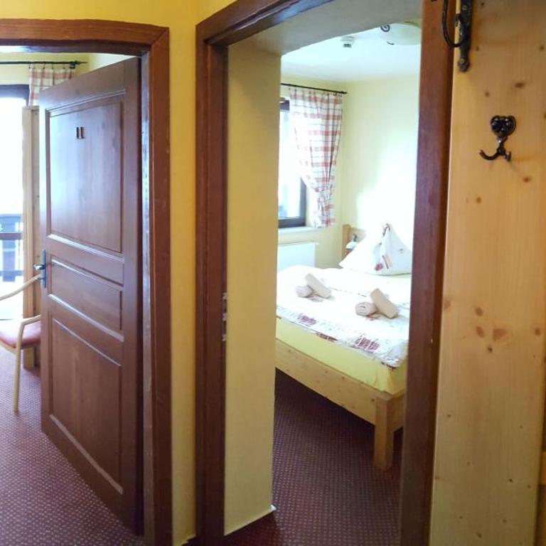 Pension Gemshorn - Vierbettzimmer mit Bad - 3