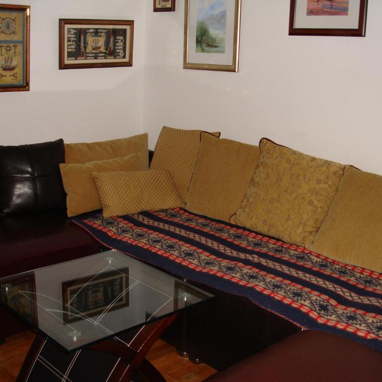 Apartments At Two Sisters - Apartment with Balcony - 11