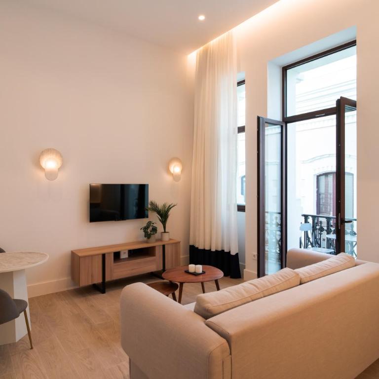 CISNES PALACE - Apartamento con balcón - 5