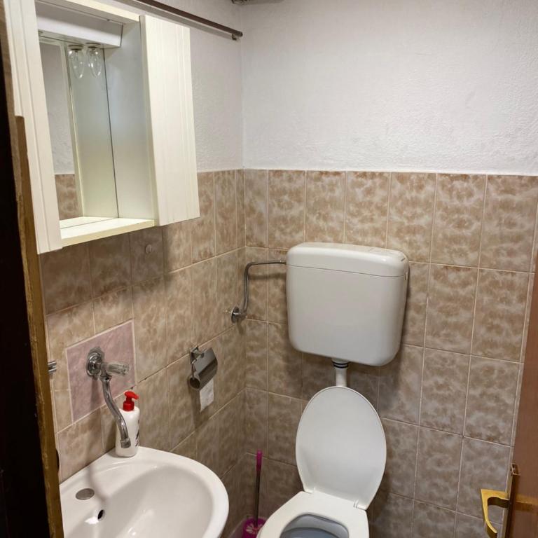 Lav Apartments - One-Bedroom Apartment - 9