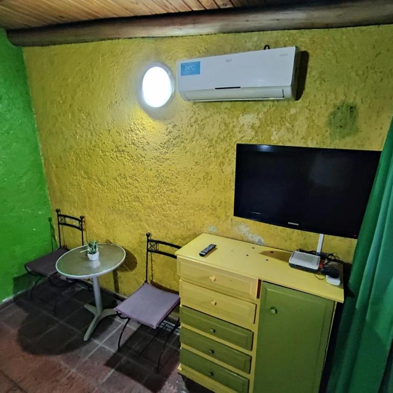 Hostel Ruca Potu - Habitación Doble con baño privado - 6