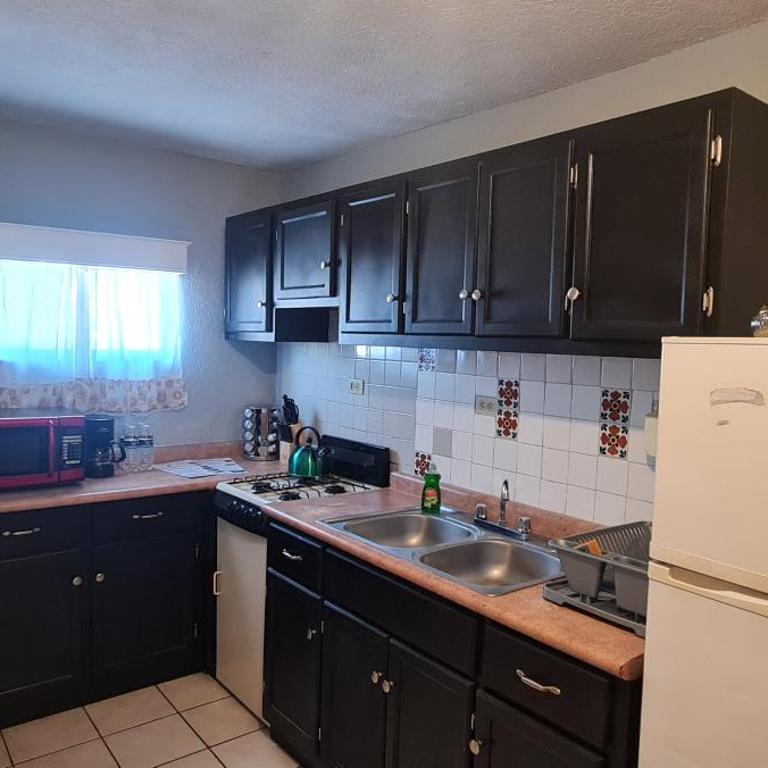 GATED AND SECURED APPARTMENT 6 MINS FROM THE BEACH - Apartamento de 2 dormitorios - 15