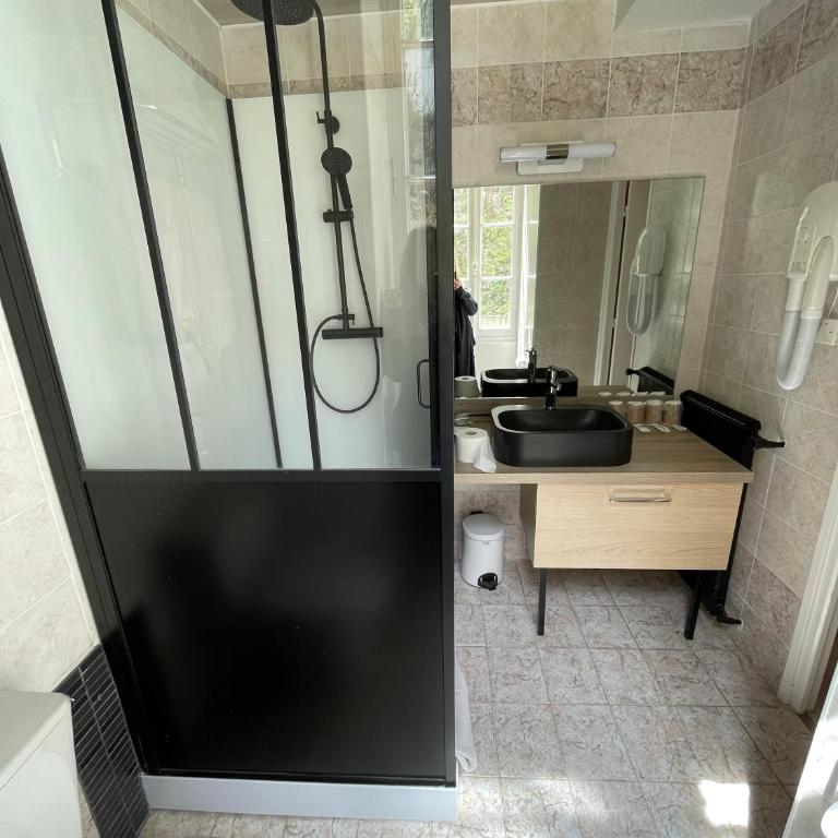 Le Mirval - Chambre Triple Classique - 4