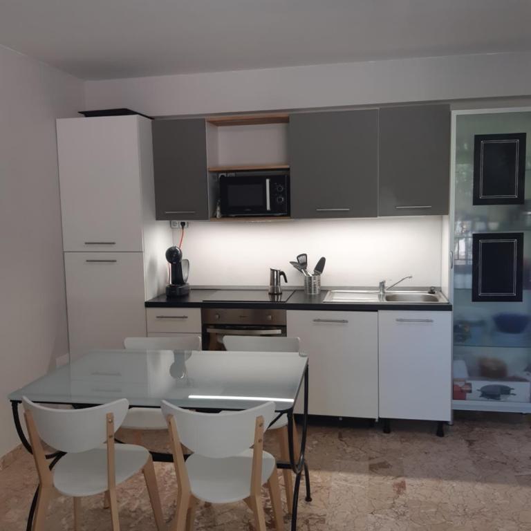 SANARY/MER 6 personnes - Appartement 3 Chambres - 4