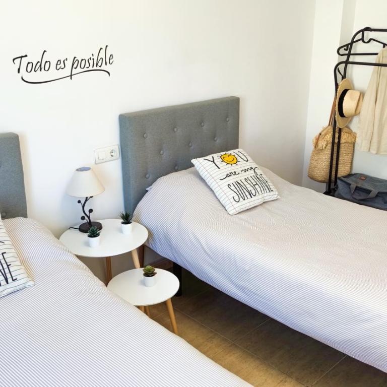 Nice Home Family - Alojamientos La Torre - Three-Bedroom Apartment - 4