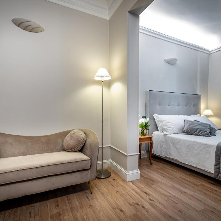 Boutique Hotel Borgo - Executive Triple Room - 6