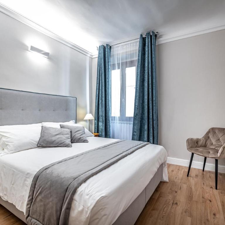 Boutique Hotel Borgo - Deluxe King Room - 10
