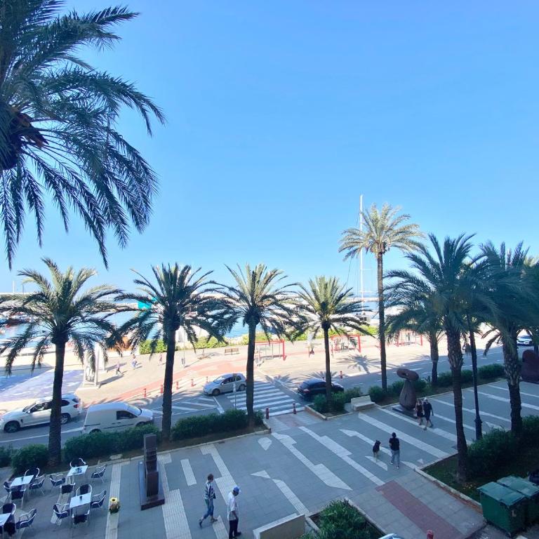 Apartamento centro de Dénia 1ra linea, vistas puerto y mar - Apartamento de 2 dormitorios - 21