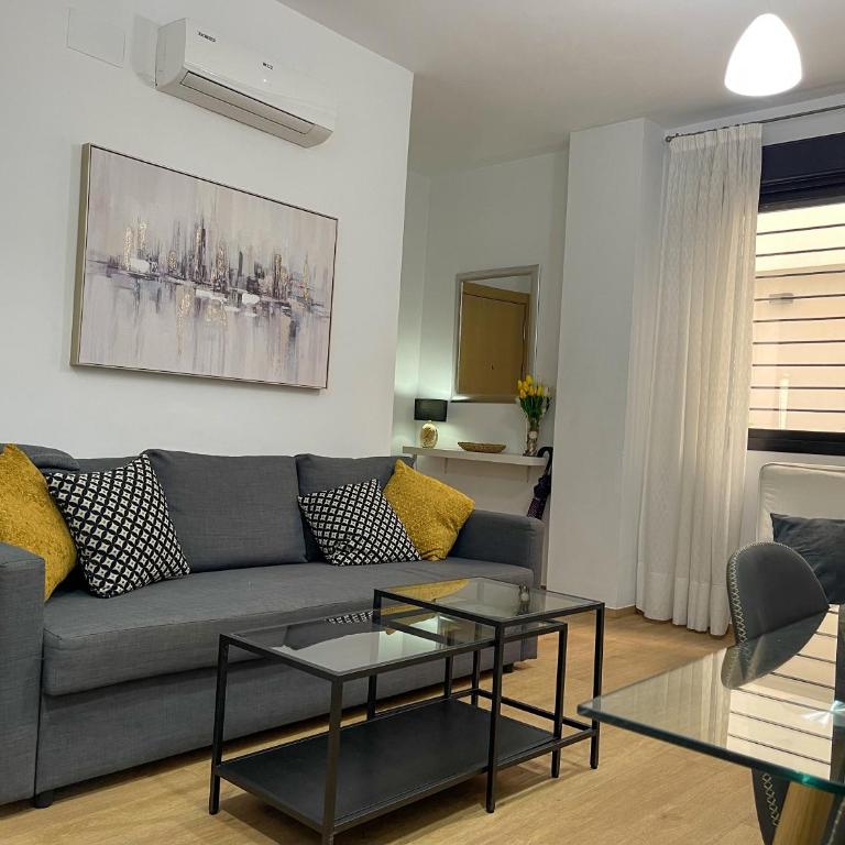 Quiet Apartment in the Heart of Malaga POOL & FREE PARKING - Apartamento de 1 dormitorio - 2