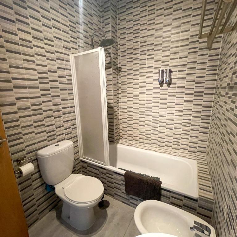 Quiet Apartment in the Heart of Malaga POOL & FREE PARKING - Apartamento de 1 dormitorio - 9