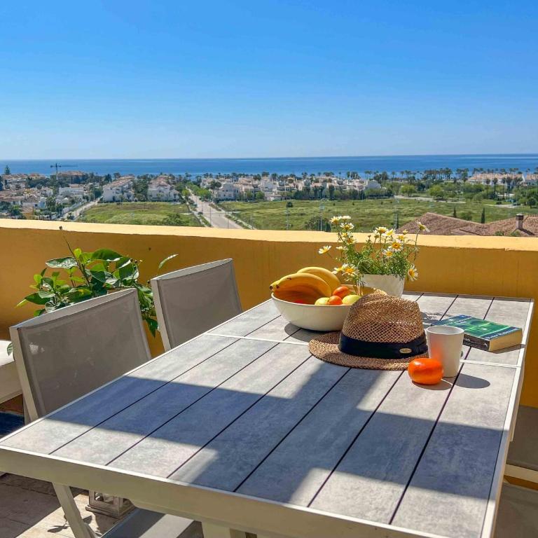 62 - Penthouse in Los Almendros with fantastic vie - Penthouse Apartment - 14