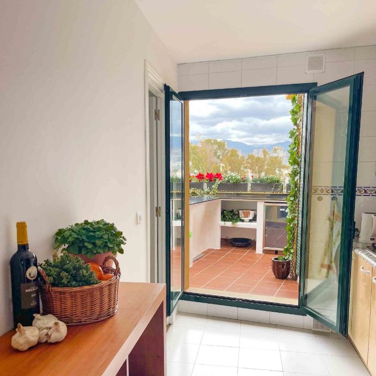 62 - Penthouse in Los Almendros with fantastic vie - Penthouse Apartment - 17