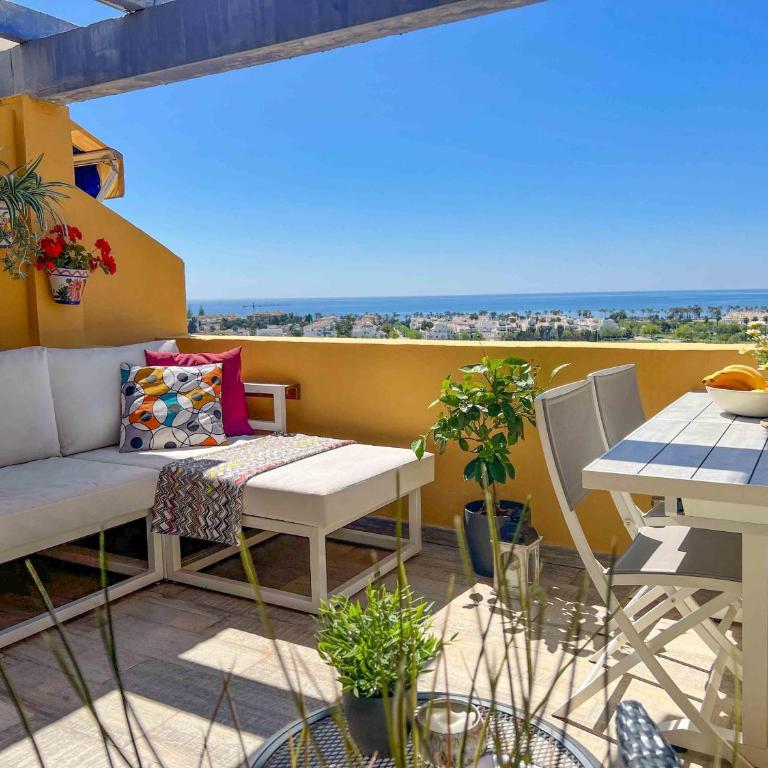 62 - Penthouse in Los Almendros with fantastic vie - Penthouse Apartment - 13