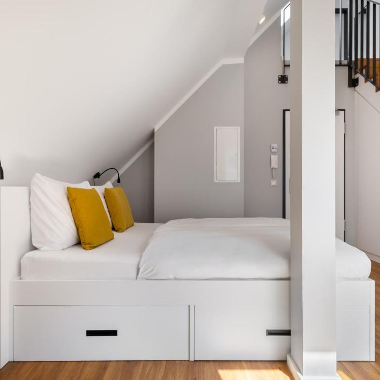 Numa Munich Munico - Extragroßes Studio mit Küchenzeile und Schlafsofa- Maisonette - 2