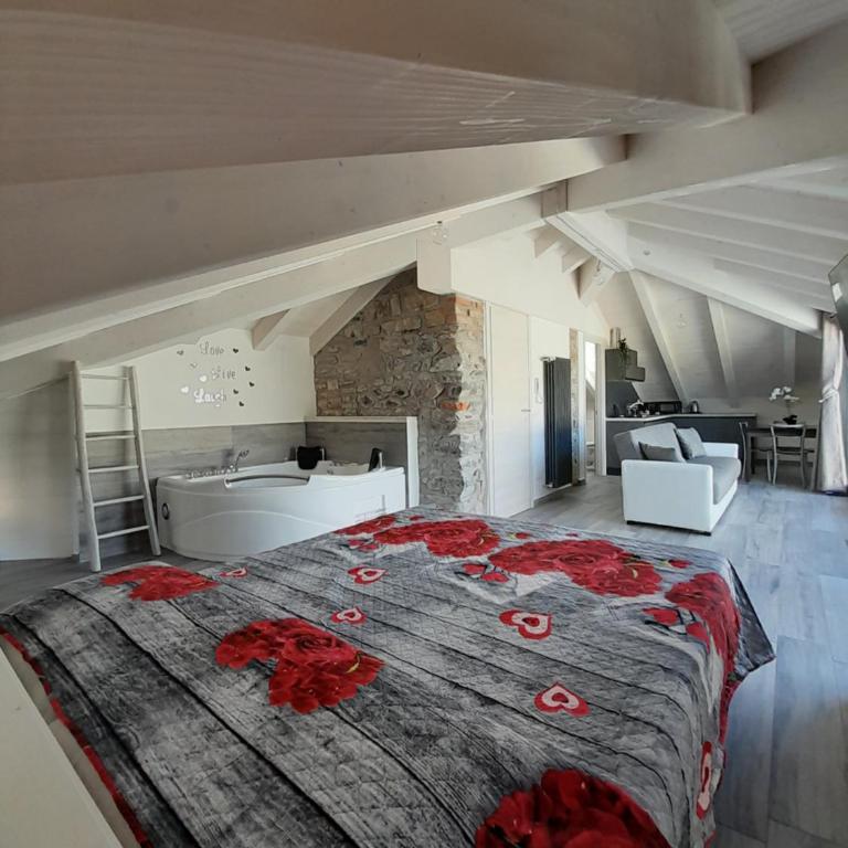 White suite - Jacuzzi, Swimming pool & Lake view - Loft - 31