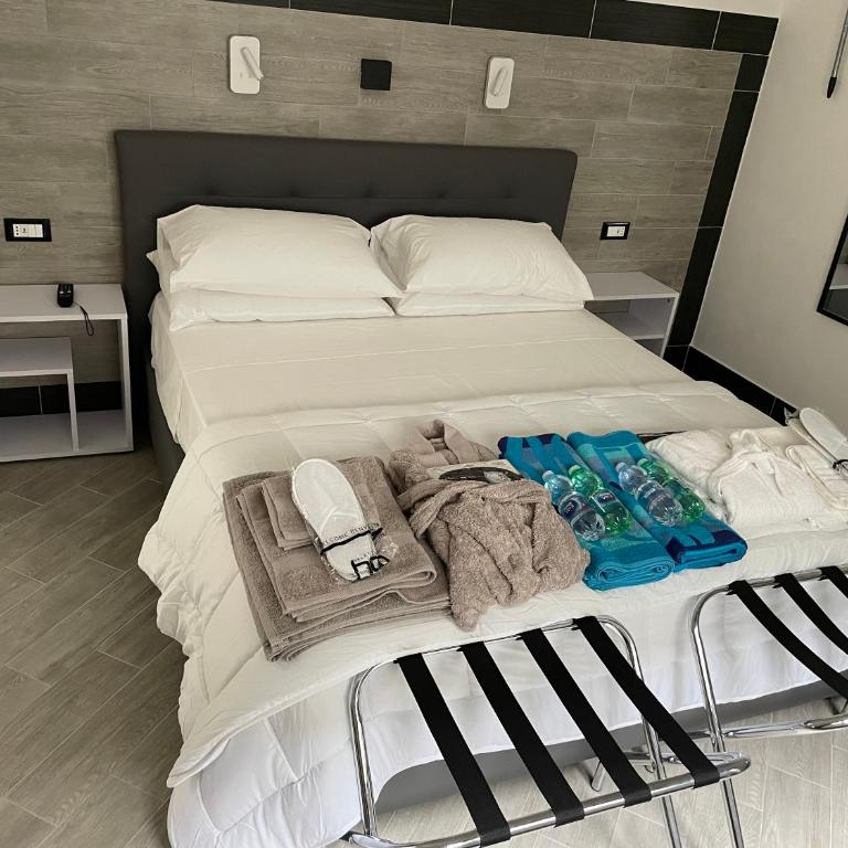 LA CASA DELLE FATE-Area Marina Protetta - Camera Deluxe (2 Adulti + 1 Bambino) - 1
