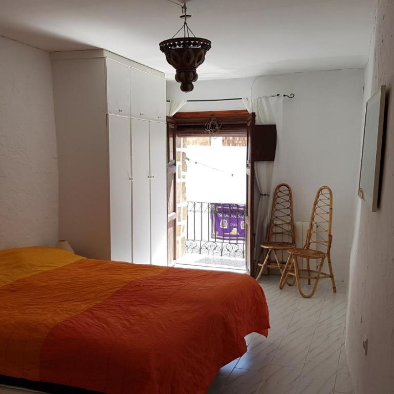 Gemütliches Altstadthaus am Kirchplatz in Calpe - Apartamento de 2 dormitorios - 17