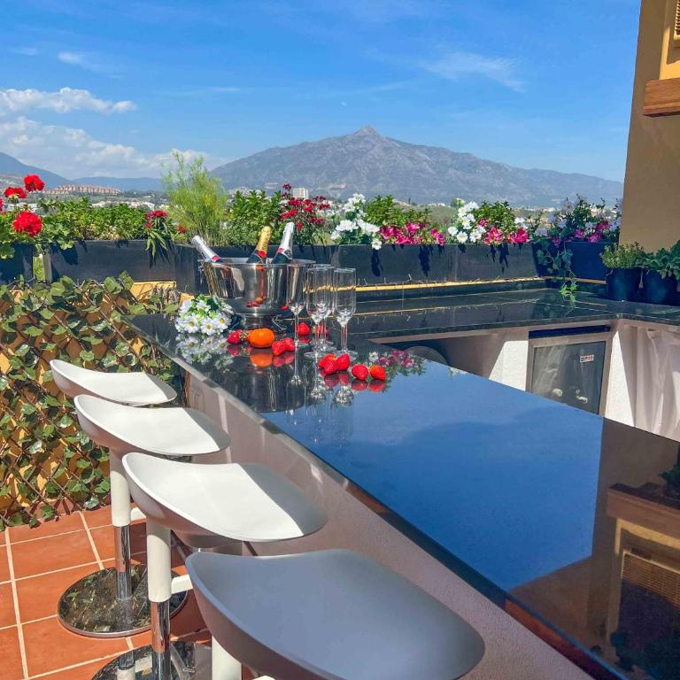 62 - Penthouse in Los Almendros with fantastic vie - Penthouse Apartment - 4