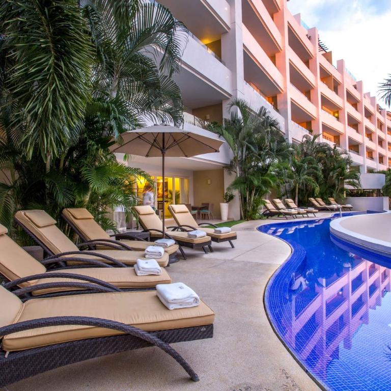 Marival Distinct All-Suites & World Spa - Handwritten Collection - One-Bedroom King Room with Two Double Beds and Semi-Private Pool - Terrace/Kitchen - 10