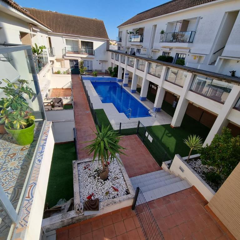 Atico Capuchinos - Apartamento Dúplex - 2