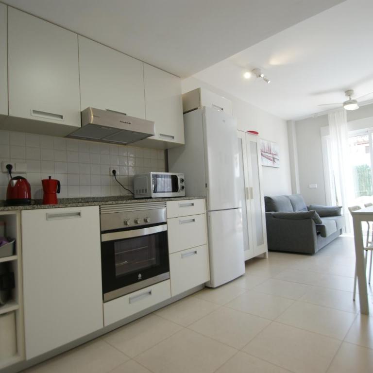 Apartamento en Vera a 300 m de la playa, con patio y salida directa a calle - Apartamento de 1 dormitorio - 13