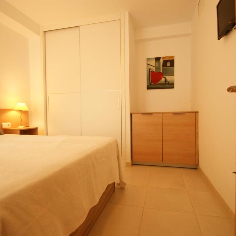 Apartamento en Vera a 300 m de la playa, con patio y salida directa a calle - Apartamento de 1 dormitorio - 20